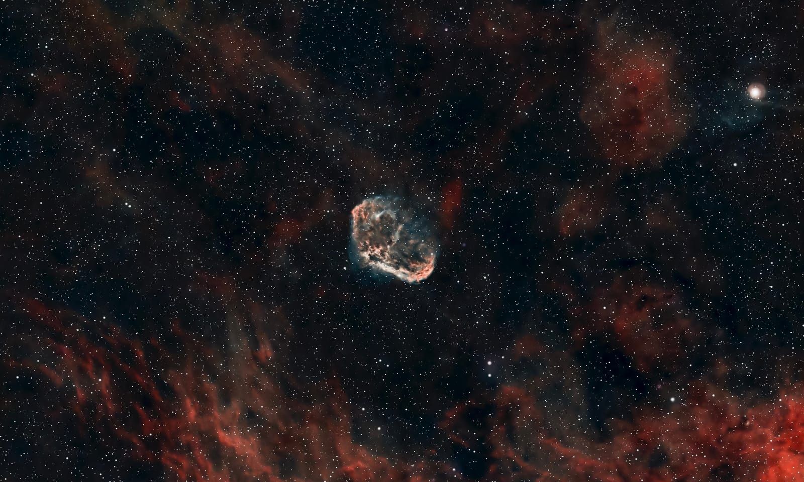 'Photographing NGC6888: Crescent Nebula' cover image