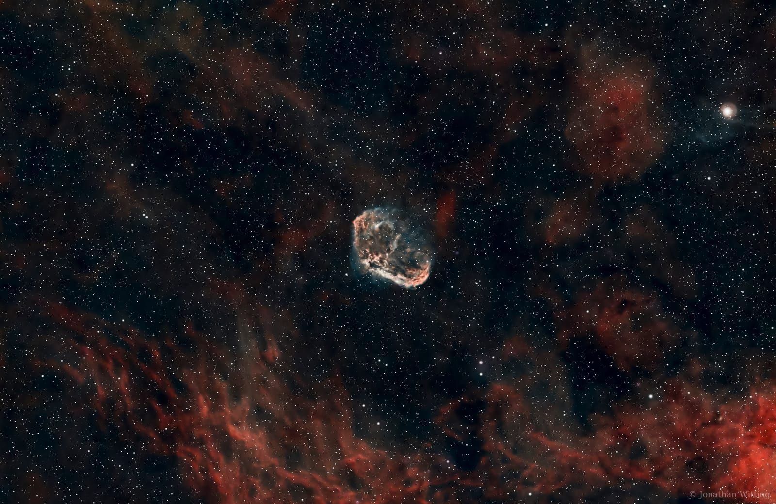 Crescent Nebula (NGC 6888)